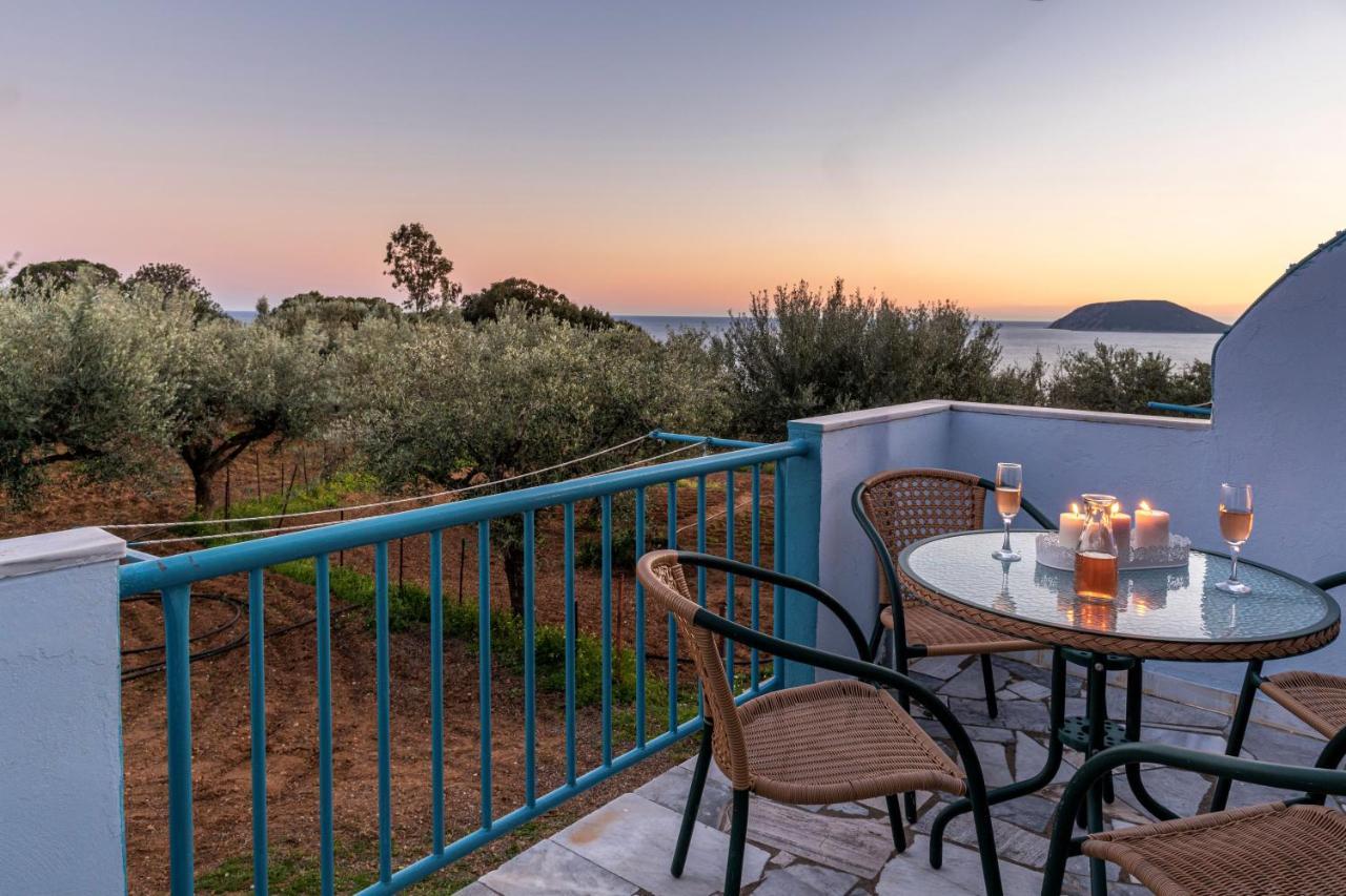 Secret Summer Havens - Perfectly Secluded Getaways Vasilítsion Exterior photo
