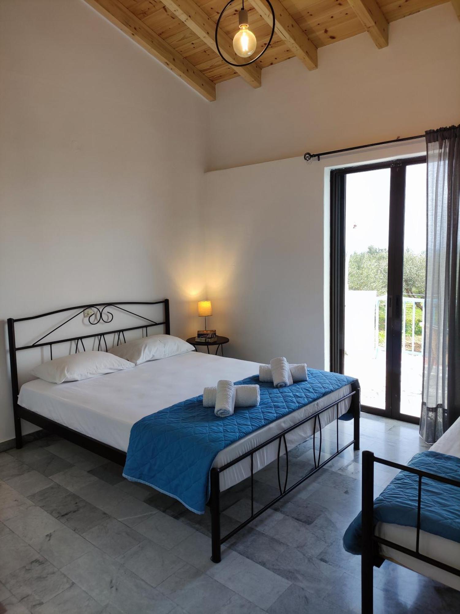 Secret Summer Havens - Perfectly Secluded Getaways Vasilítsion Exterior photo