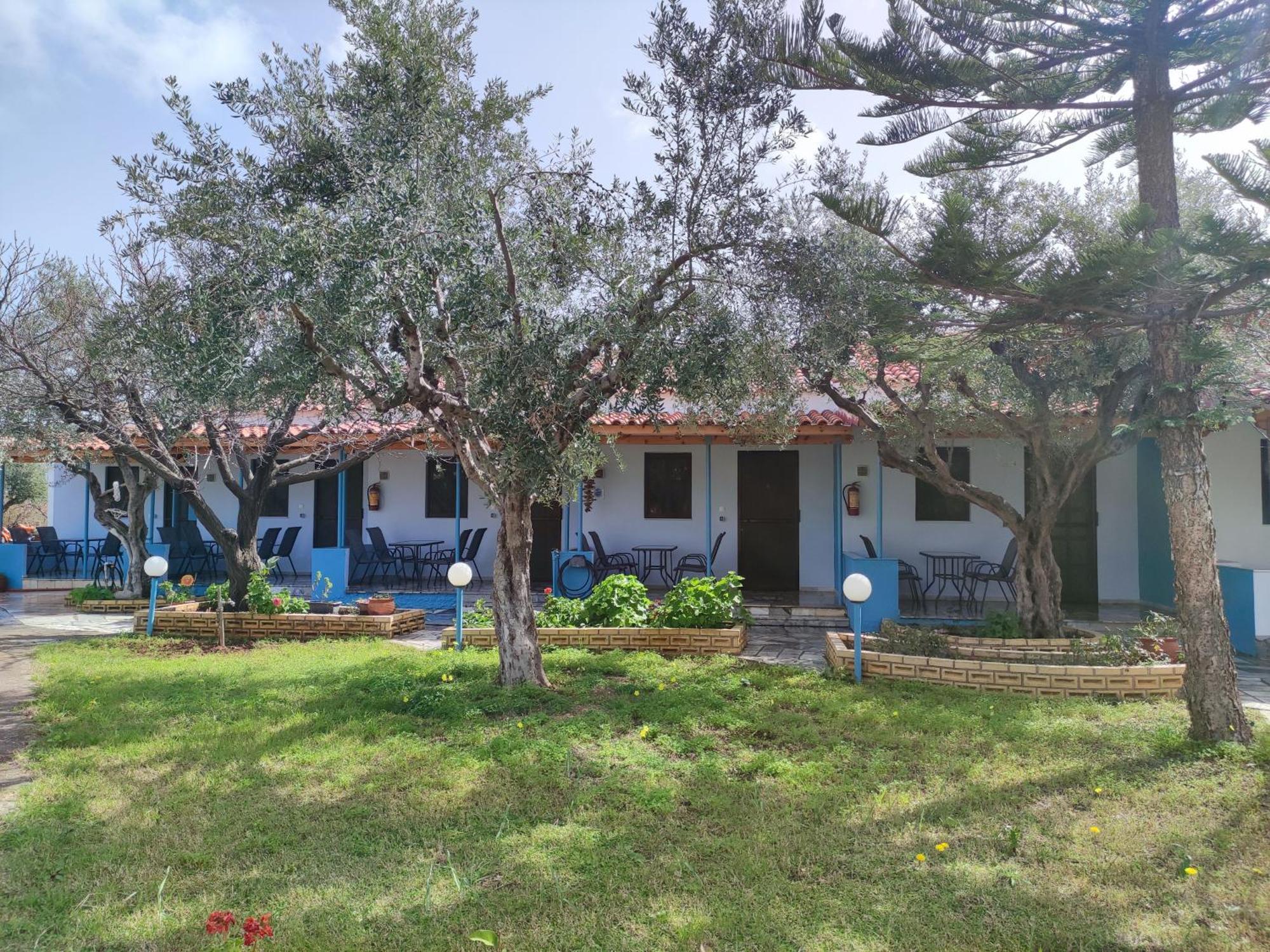 Secret Summer Havens - Perfectly Secluded Getaways Vasilítsion Exterior photo