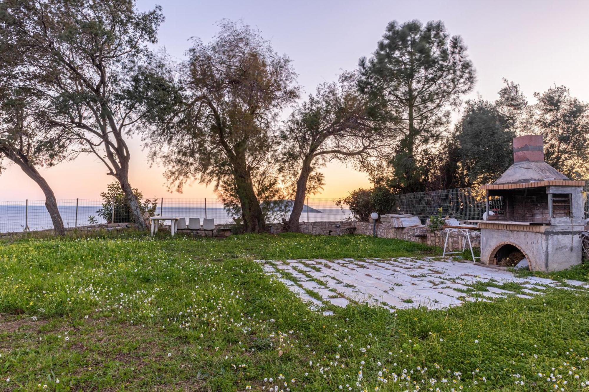 Secret Summer Havens - Perfectly Secluded Getaways Vasilítsion Exterior photo